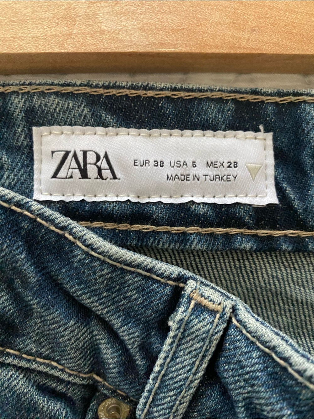 Zara Dark Blue Straight-Leg Jeans - Picture 3 of 8